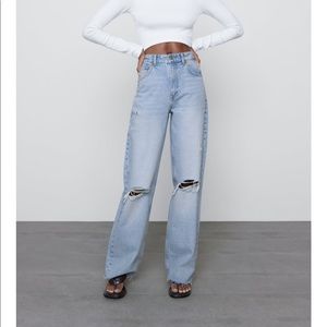 Zara Wide Leg Full Length Ripped jeans